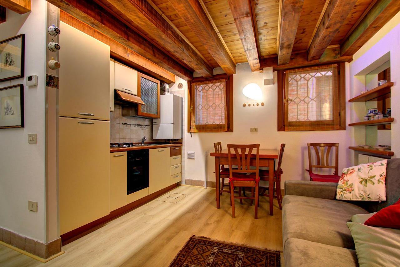 Cruise Harbor Next 4Pax, Mob Aircond, Wifi Apartment Venice Exterior photo