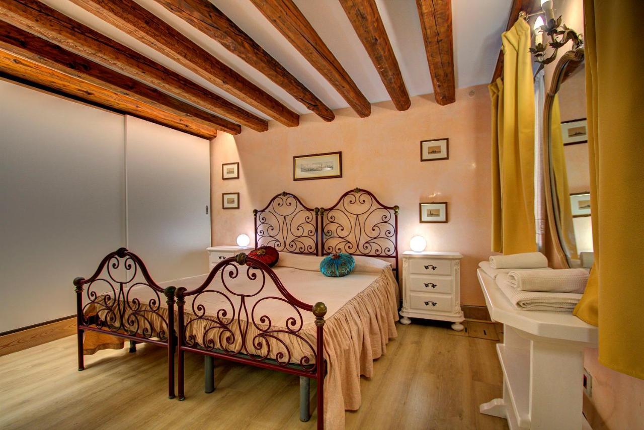Cruise Harbor Next 4Pax, Mob Aircond, Wifi Apartment Venice Exterior photo